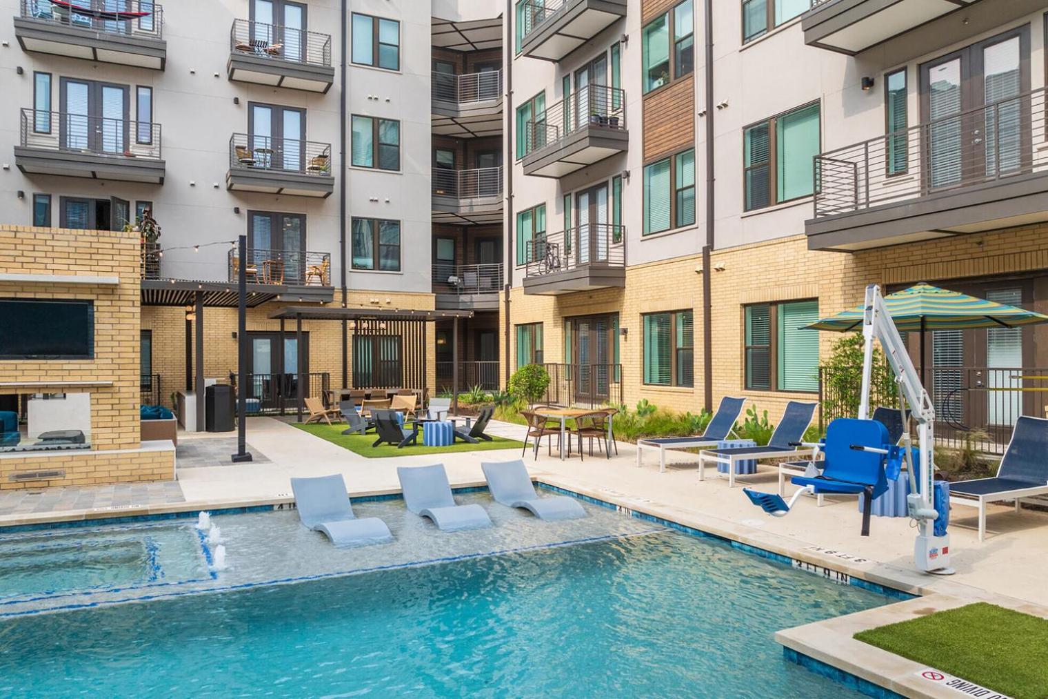 Highlands 2Br W Pool Wd Gym Vibrant Area Atx-198 Apartment Austin Exterior photo